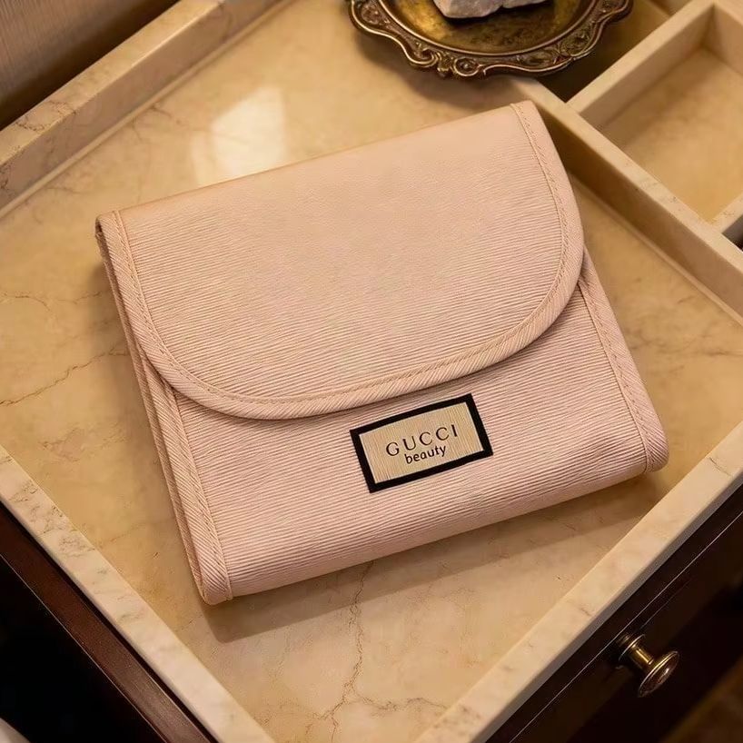 Luxury Bags Gucci - Gucci Pochette de Maquillage Rose Pâle