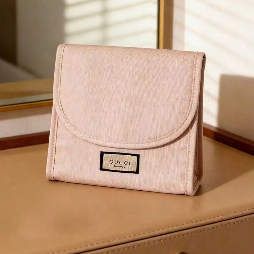 Gucci Pochette de Maquillage R - Luxury Bags Gucci avis et prix