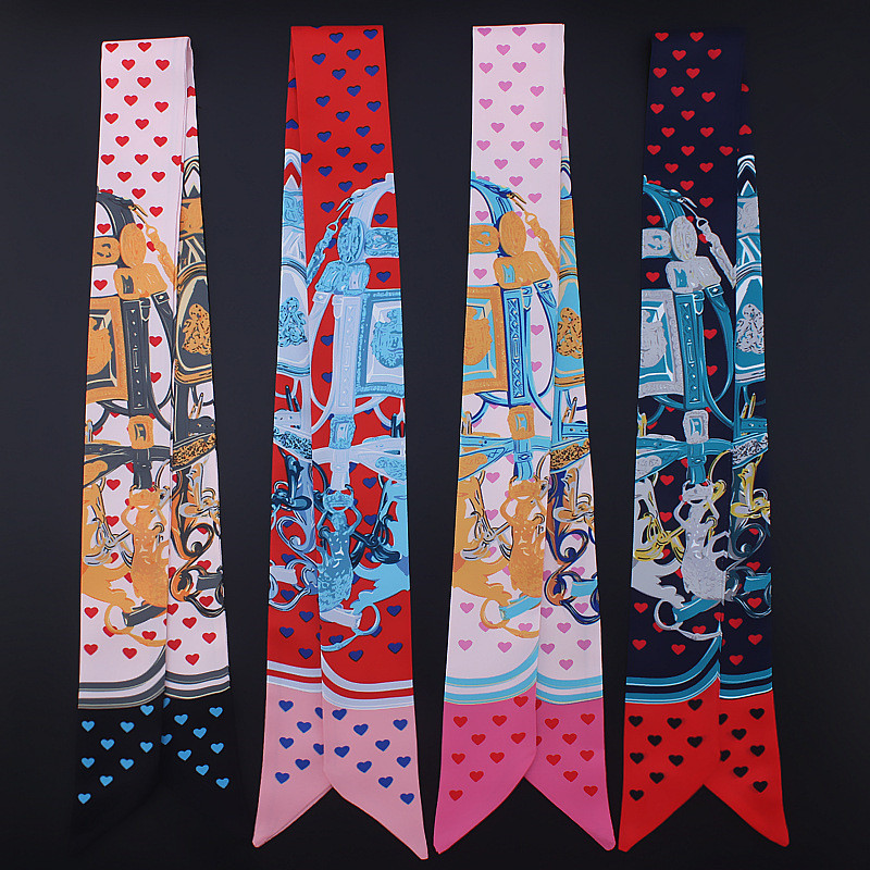 Petit Foulard de Tête à Imprim - Luxury Bags Brands avis et prix
